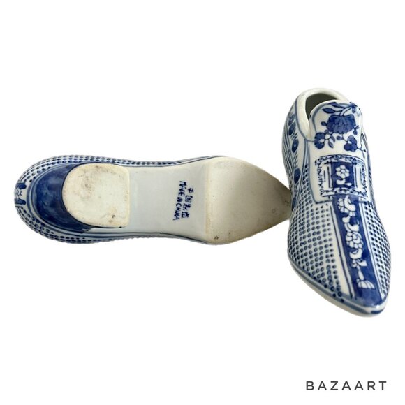 Blue & White Ceramic Dutch Delftware Shoe Figurines With Floral Pattern - Picture 6 of 12